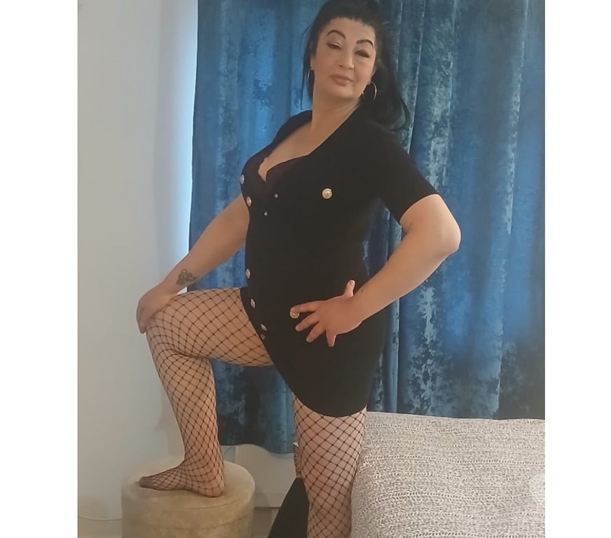 Escorts North London Enfield - Photos for Sexy beautiful Tiffany ♥️ 💙