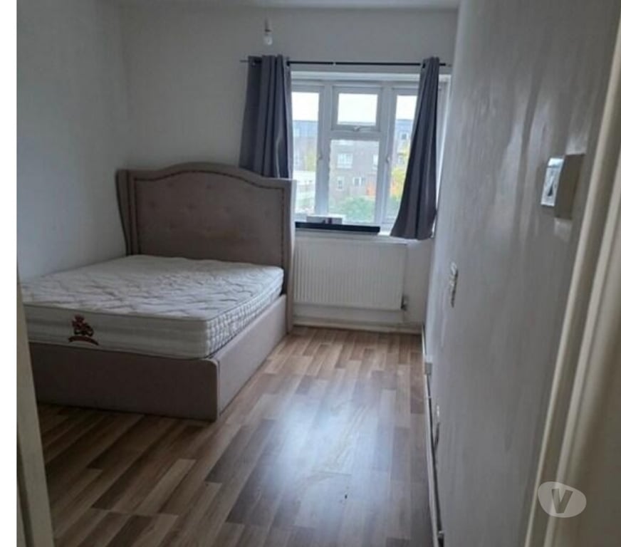 room to let East London Clapton Station - East London - Photos for Large double room to let in clapton all bills included