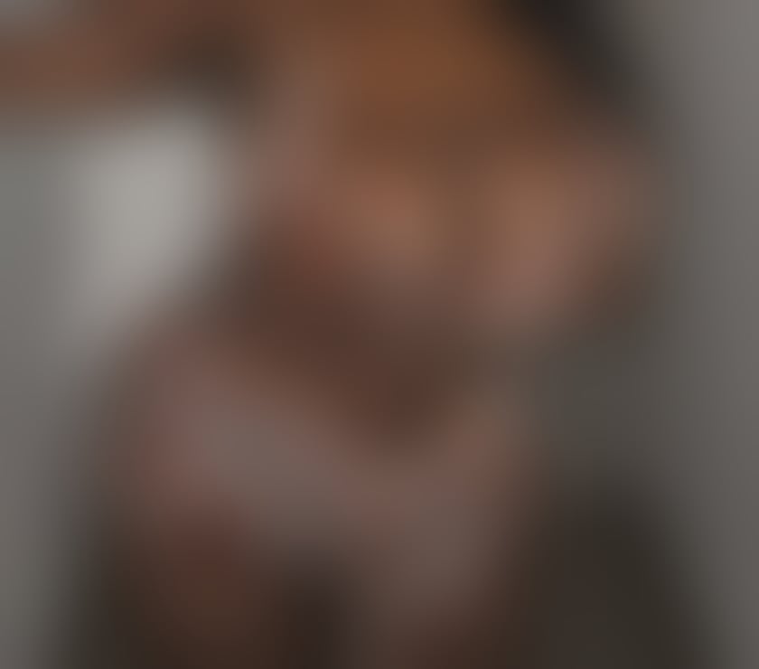 Escorts East London Redbridge - Photos for party chocolate in town EBONY African