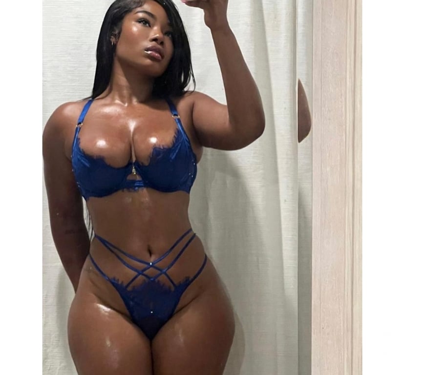 Escorts South East London Sydenham - South East London - Photos for 🍑NEW IN TOWN🎉🎉 PARTY GIRL🍆🍑HAVANNA