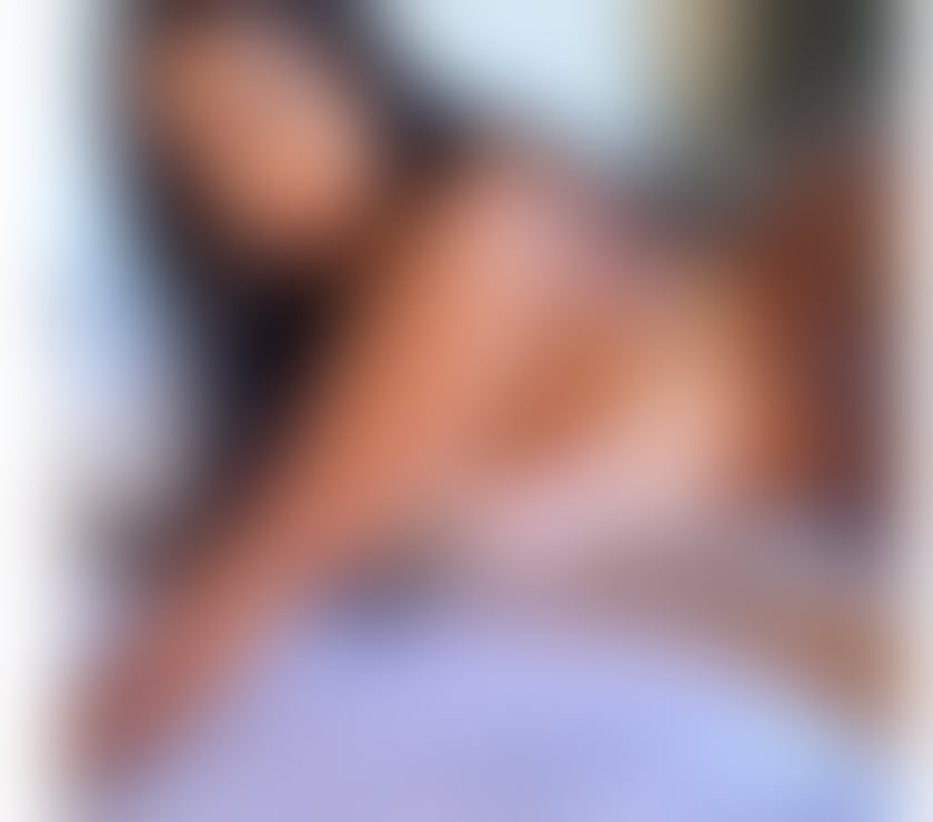 Escorts South East London Sydenham - South East London - Photos for HOT Fun Loving Latina AMELIA! 🎉PARTY🎉