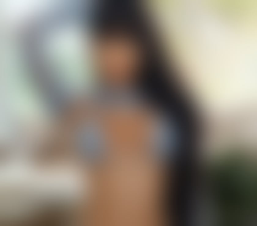 Jovem Beleza Morena - Magra, Doce e Sensual