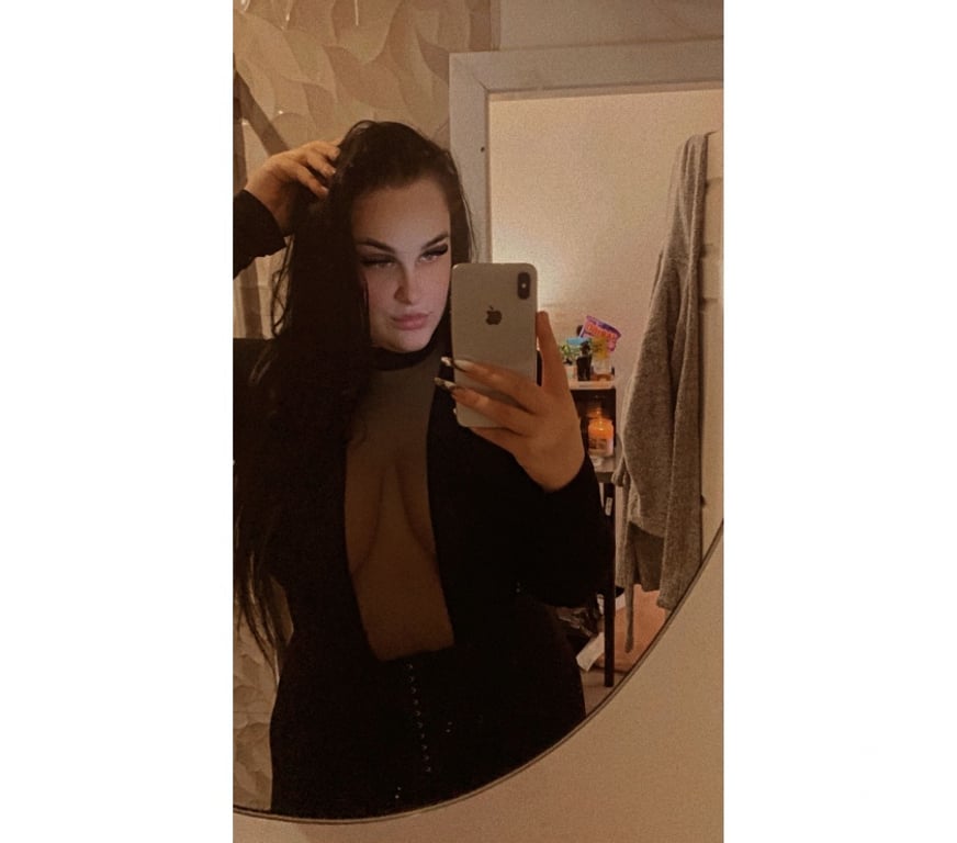 Escorts North London Edmondton Green Station - North London - Photos for Bonnie in the town for you come play with me🩵💦