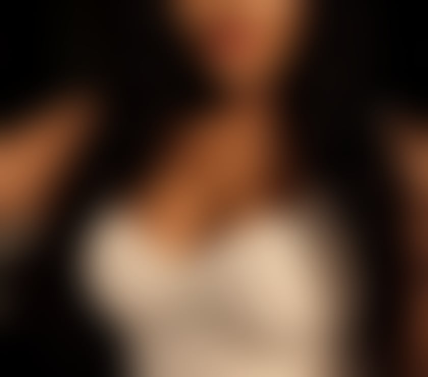 Escorts East London Shacklewell - East London - Photos for Ebony Curvy Beauty With a Big Booty & Sweet Smile