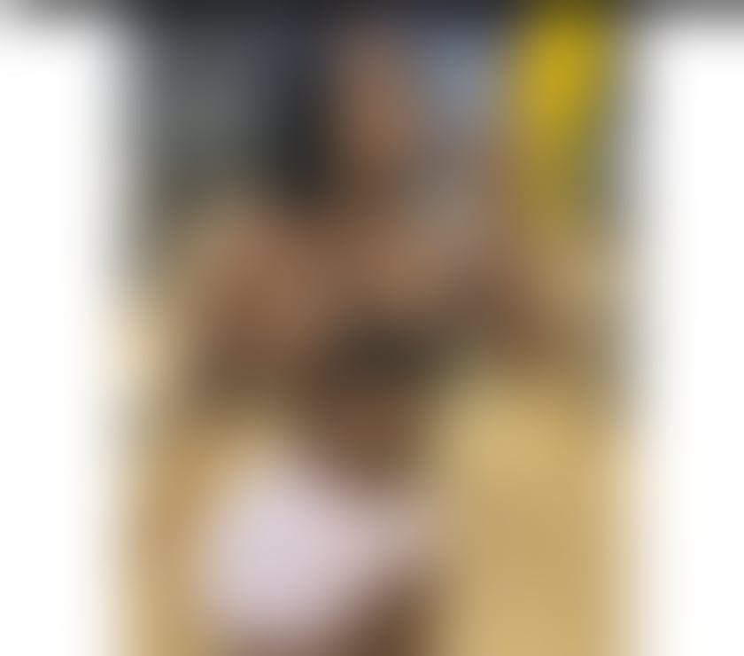 🍑SEXY BOMBSHELL 🍑PRETTY NOW IN TOWN 🍌PARTY