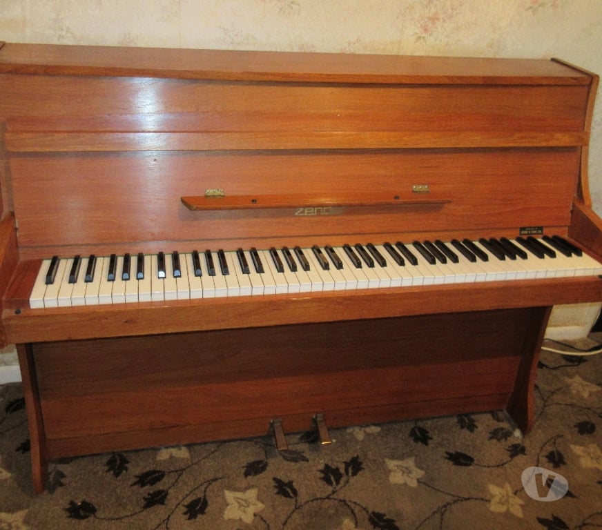 Miscellaneous Derbyshire North East Derbyshire - Photos for Modern upright piano