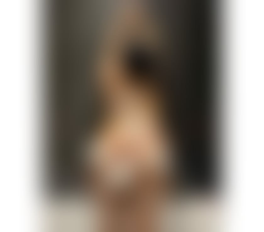 New in your Town, PARTY GIRl Elisa