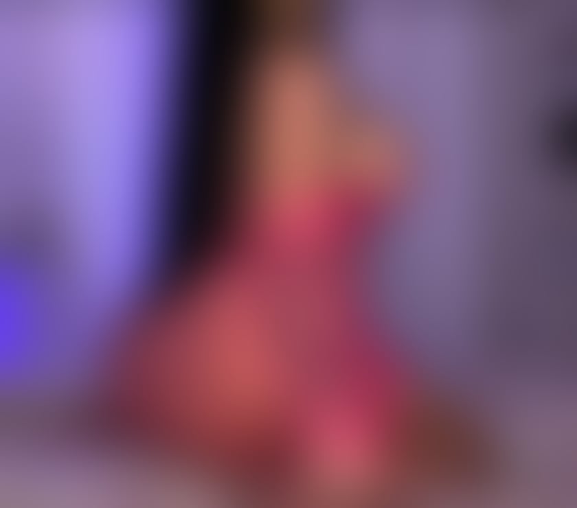 EVELYN🔥TOP CURVY GIRL💯🔝BEST HUGE BOOBS 💯🔥