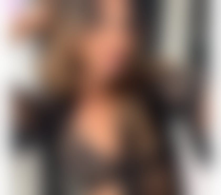 Escorts Kent Canterbury - Photos for PETITE BABY 🩷 SIZE 6 🩷 NAUGHTY ANGEL 22y 🩷