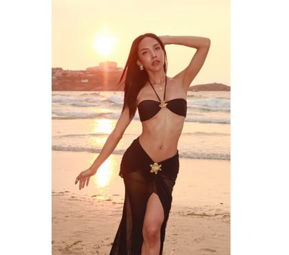 Transsexual Saint Albans St. Albans - Photos for Thai Model TS Emily