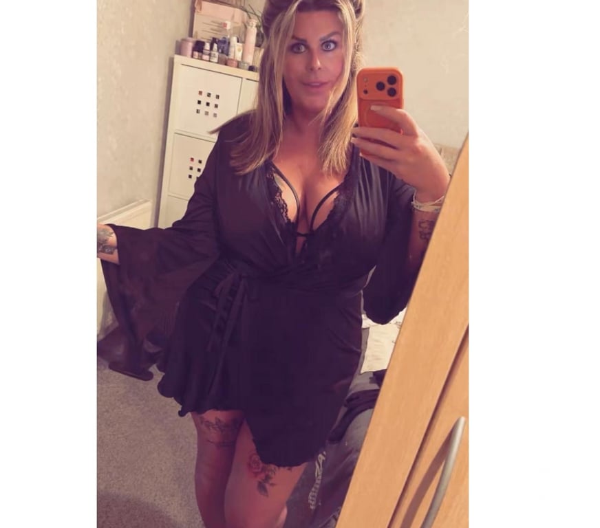 Escorts Essex Basildon - Photos for All Natural Curvy Milf ♥️ Call Me 4 Genuine & Mutual Fun