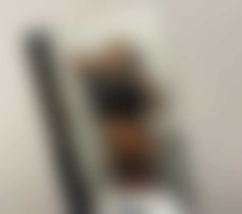 💛Lola Argentinian NEW in town ☝️