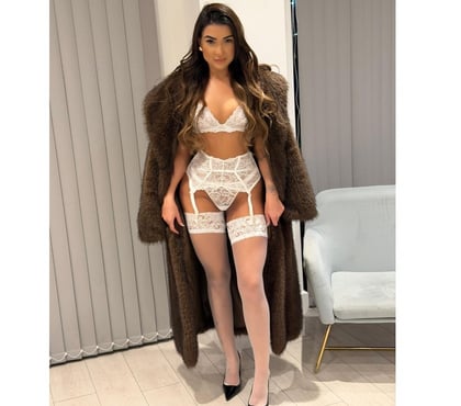 Photos for 🔥💕 ALINE PARTY GIRL - NO RUSH 🔥💕