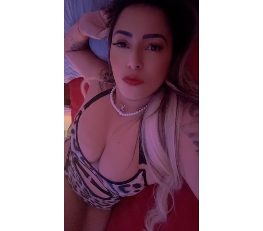 Escorts East London Mile End Station - East London - Photos for NandaH 🍑BIGSS LOvE