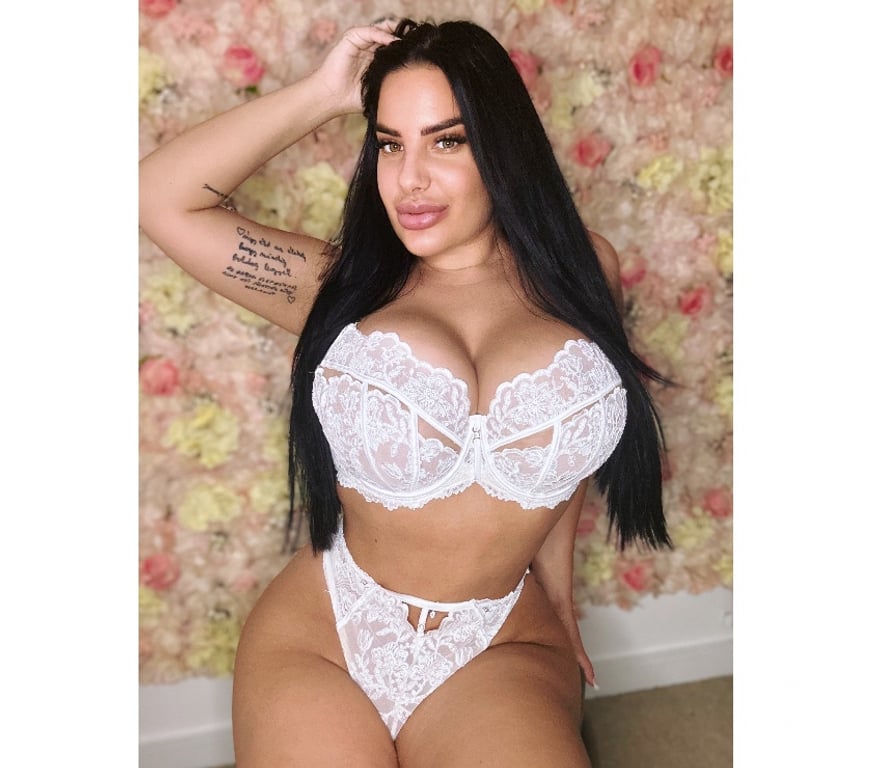 Escorts Kent Medway - Kent - Photos for Alexa stay here just short time