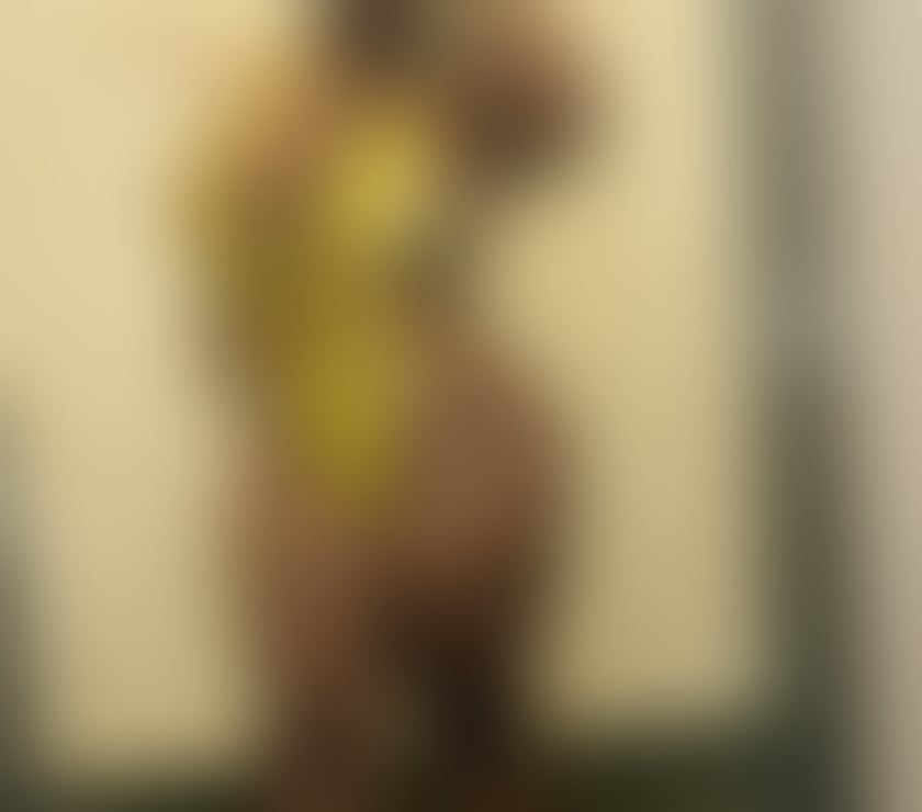 Escorts East London Havering - Photos for PARTY EBONY💯 THICK AFRICAN QUEEN ❣️💥