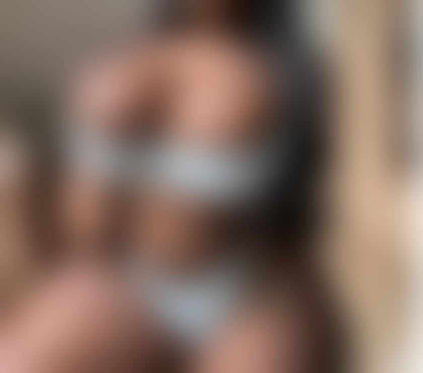 Escorts East London Havering - Photos for PARTY CUBAN THICK CHOCOLATE 🍫