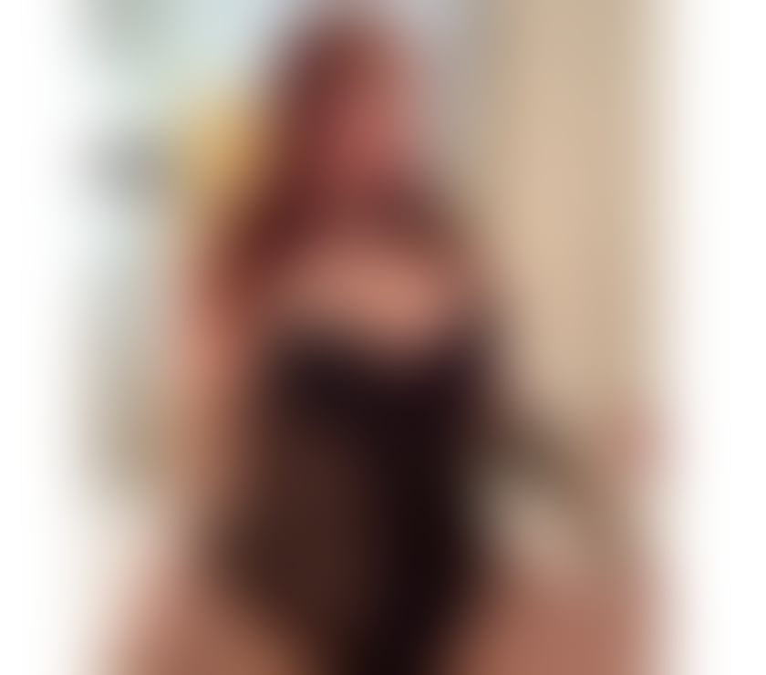 melanie🖤party girl 🍷🫦