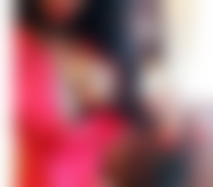 Escorts Tyne and Wear Sunderland - Photos for Allure K Busty ,Elegant Mature Hot Lady