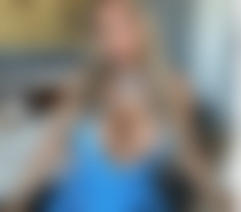 Escorts West Sussex Crawley - Photos for 🅽🅾 🆁🆄🆂🅷↘️HOT WOMEN IN GATWICK↙️