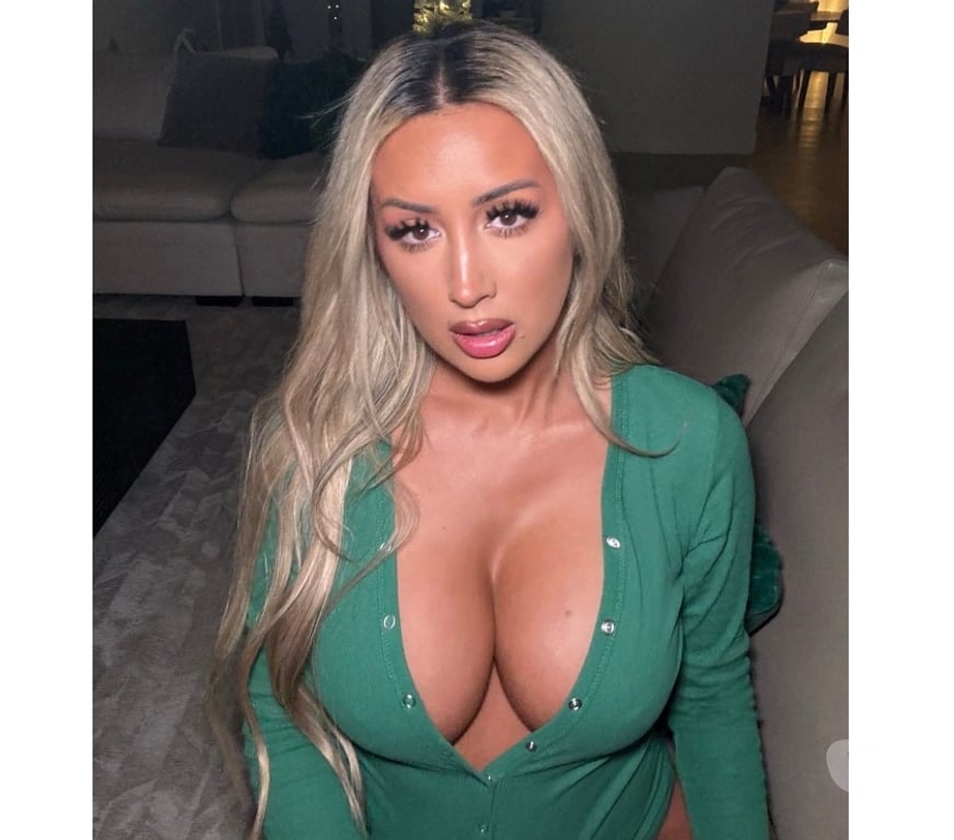 Escorts Essex Chelmsford - Photos for 🅽🅾 🆁🆄🆂🅷↘️HOT WOMEN IN CHELMSFORD↙️