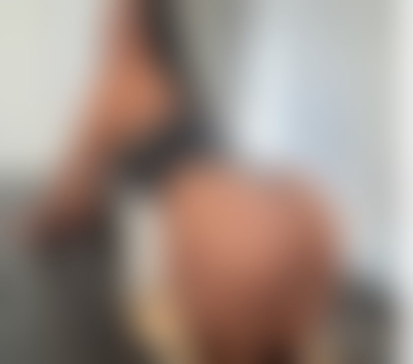 Escorts South East London Brixton - South East London - Photos for Amazing CHANEL! At your Service!Satisfaction Guaranteed