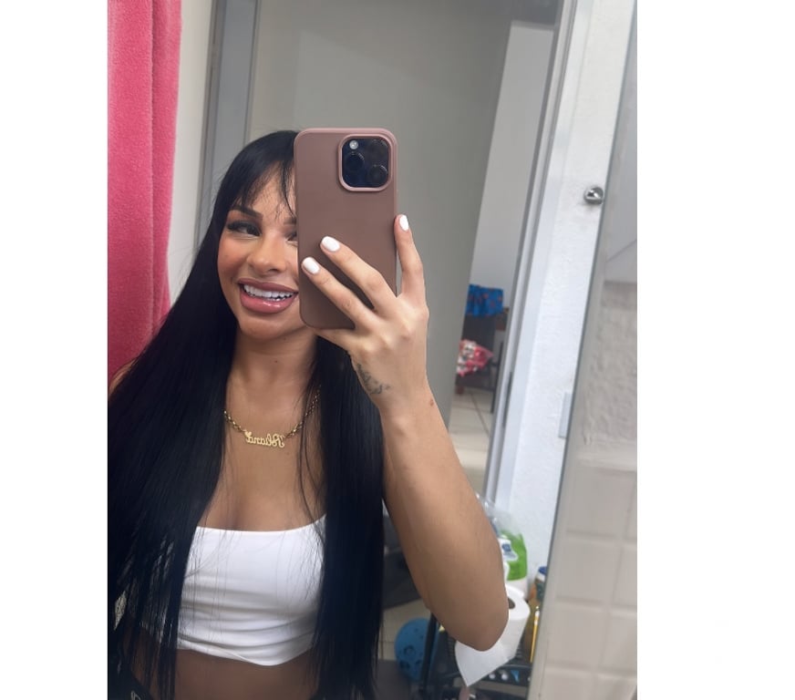 Escorts North West London Kilburn High Road Station - North West London - Photos for LAURA HOT GIRL 🔥 BIG ASS 🍑