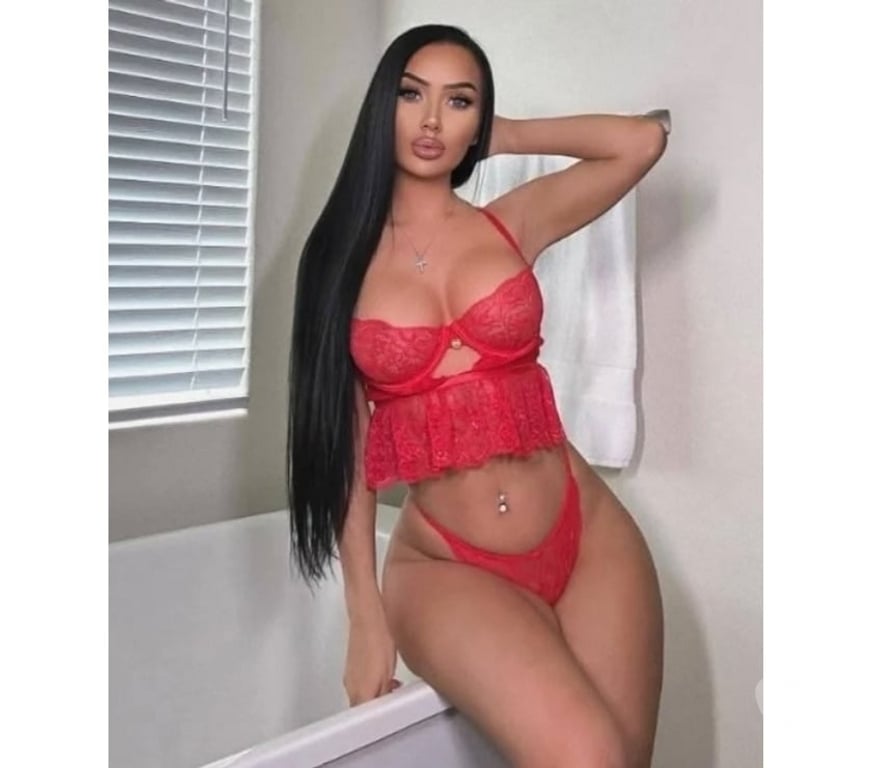 Escorts West Midlands Birmingham - Photos for HI I'M NEW GIRL IN YOUR TOWN JUST 5 DAYS BEST SERVICE