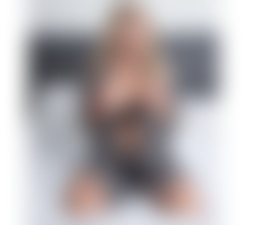 Escorts Bristol Bristol City Centre - Bristol - Photos for Looking for a nice gent to give a hot hot intimate massage