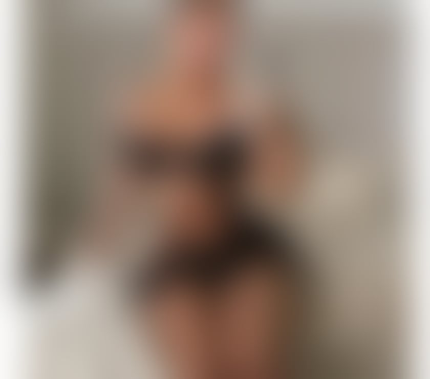 Escorts Hertfordshire Broxbourne - Photos for Lore and KarenGFE 💋 party girls. Sweet and affectionate