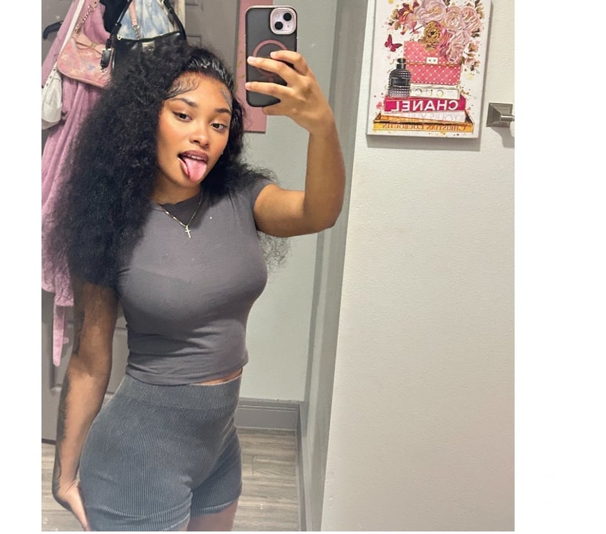 Escorts Kent Ashford - Photos for BEAUTIFUL HOT GIRL IN TOWN