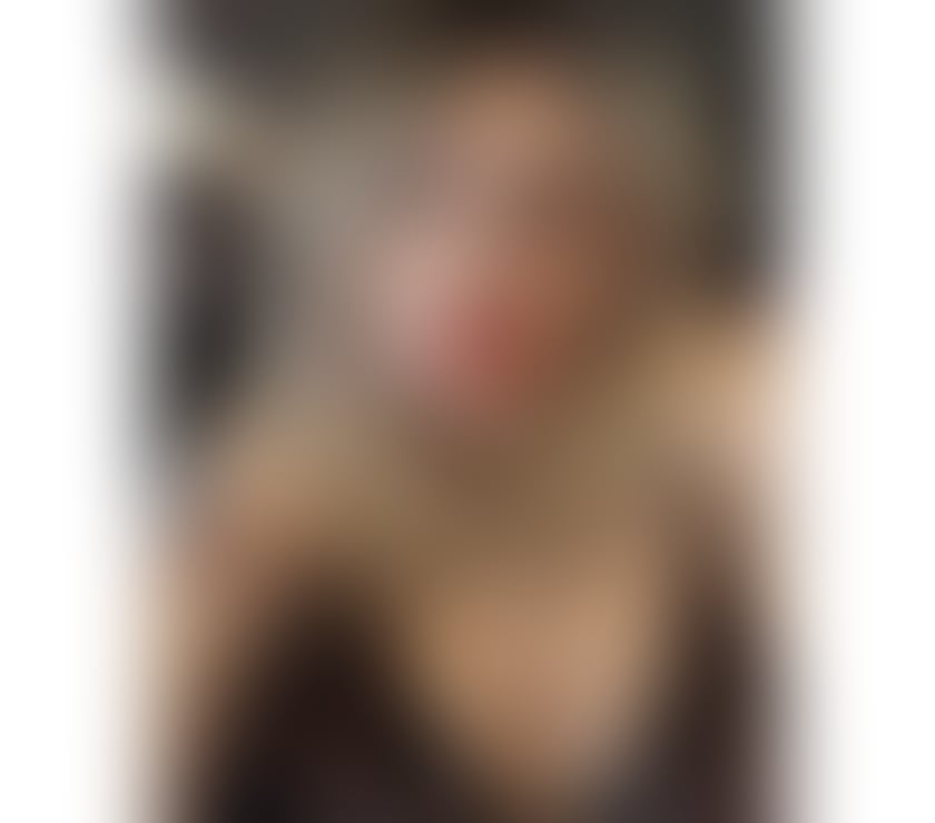 🖤 The Tall, Curvy Temptation You Can’t Walk Away From