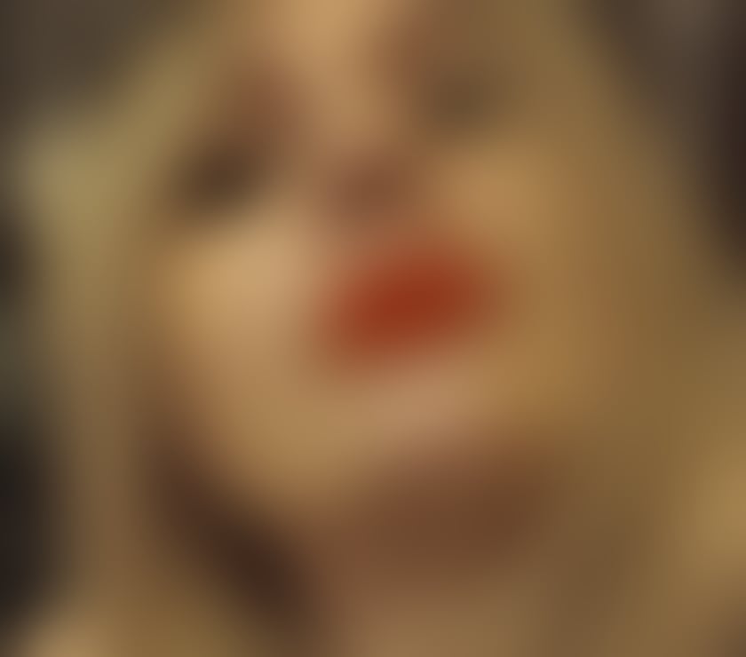 Escorts Somerset Bath and North East Somerset - Photos for 🖤 The Tall, Curvy Temptation You Can’t Walk Away From