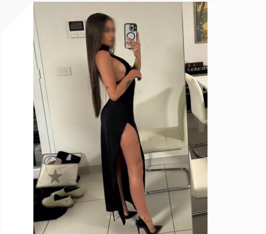 Escorts Buckinghamshire Gerrards Cross - Buckinghamshire - Photos for Hi boys New In Town only outcall party girl