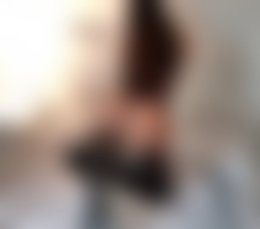 Escorts Hertfordshire Watford - Photos for Luna, a brunette with soft, fragrant skin