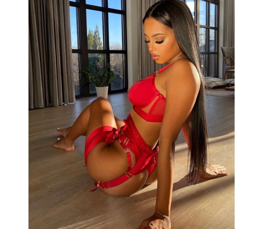 Escorts Surbiton Kingston upon Thames - Photos for Lara naughty 🍓party Brazilian girl 🎉🇧🇷❤️