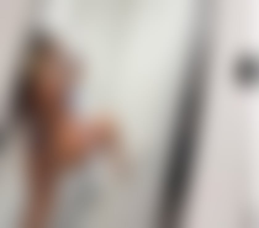 Escorts South Yorkshire Sheffield - Photos for Lívia 🔥REAL PHOTOS🍸Brazilian Party Girl 🇧🇷