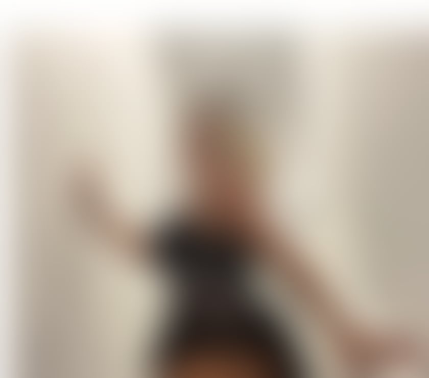 Escorts South Yorkshire Sheffield - Photos for Lívia 🔥REAL PHOTOS🍸Brazilian Party Girl 🇧🇷