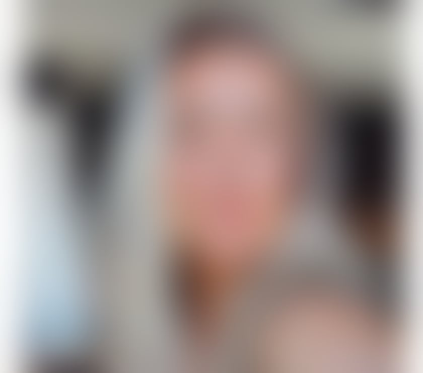 A Petite Blue Eyed Luxury Companion