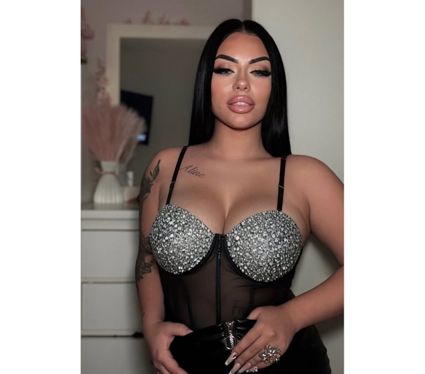 Escorts Essex Chelmsford - Photos for Vip escort first time here❤️❤️