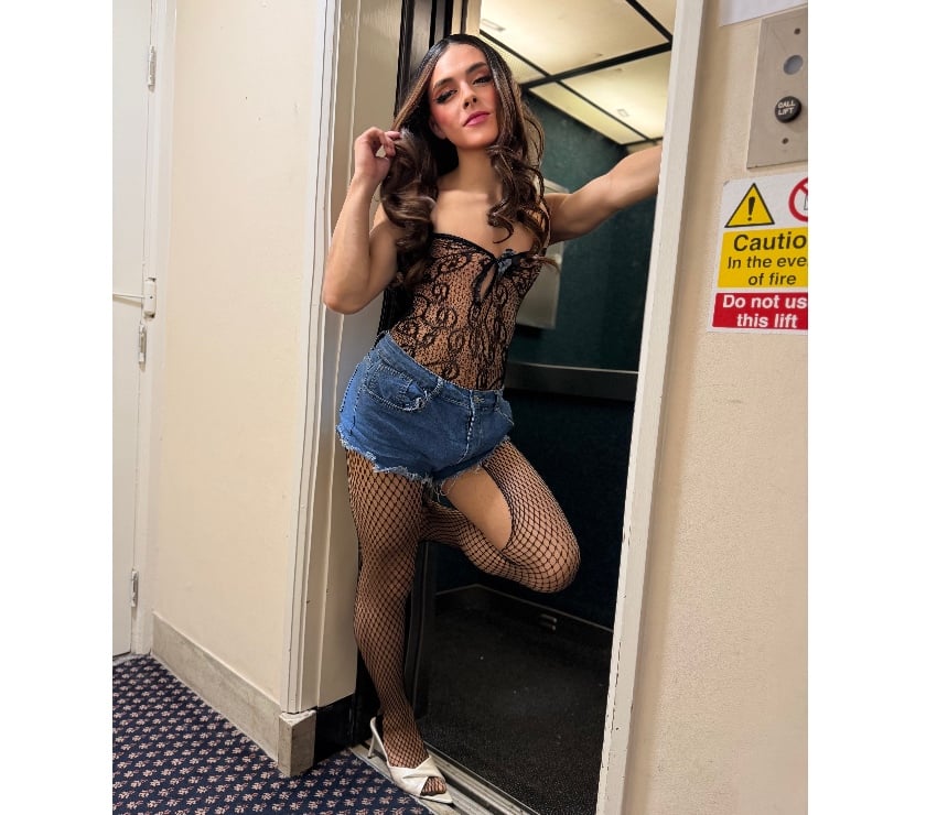 Transsexual Escorts Kensington and Chelsea Central London - Photos for Melina Duarte New Latina Glam in London