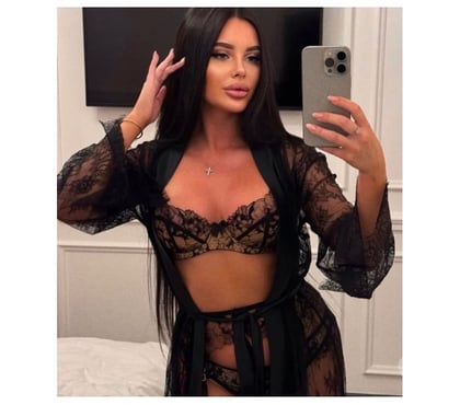  Escorts Manchester City Centre Manchester - Photos for HOT PARTY GIRL🎉🍾 BEST SERVICES‼️🩷