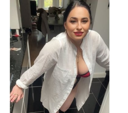 Escorts Walsall Town Centre Walsall - Photos for Marina 😘 best 👌service 💙💋