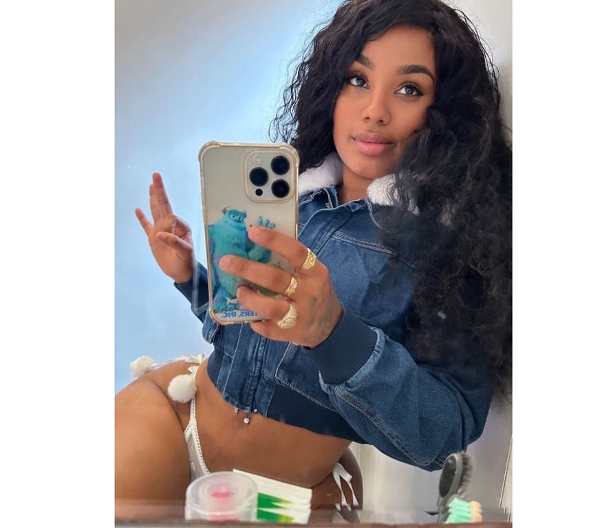 Escorts South East London Bromley - Photos for AMY Hot girl Only TEXT ME 🍾 NEW PARTY