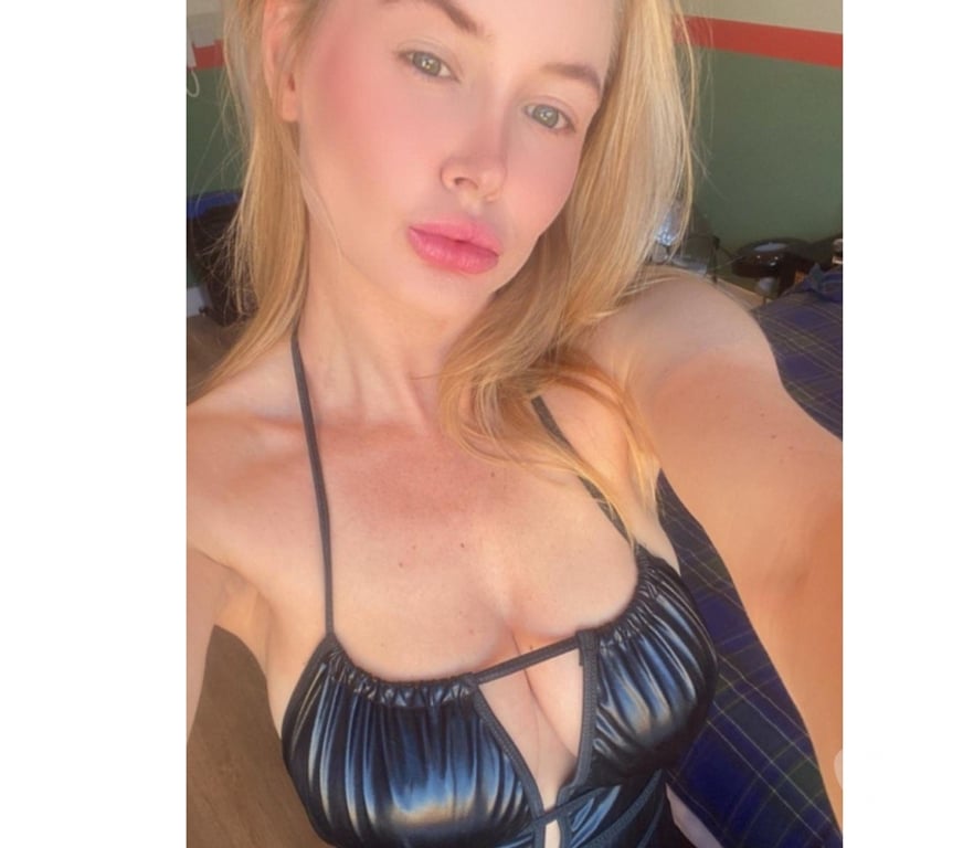 Escorts Peterborough Peterborough City Centre - Peterborough - Photos for Laura Last day in Town..