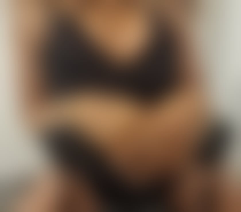 Escorts Chelsea South West London - Photos for Daniella's Gifted hands