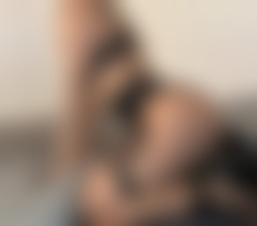 Escorts Hampshire Rushmoor - Photos for Isa,lovly new party girl,only one week!