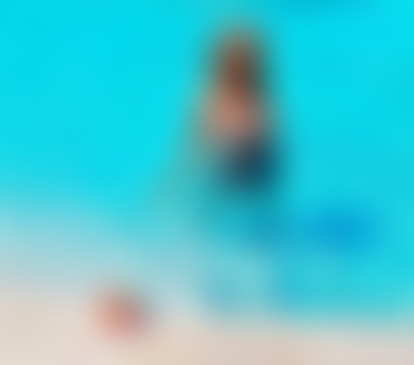 Escorts Gloucestershire Cheltenham - Photos for Naughty-Melanie