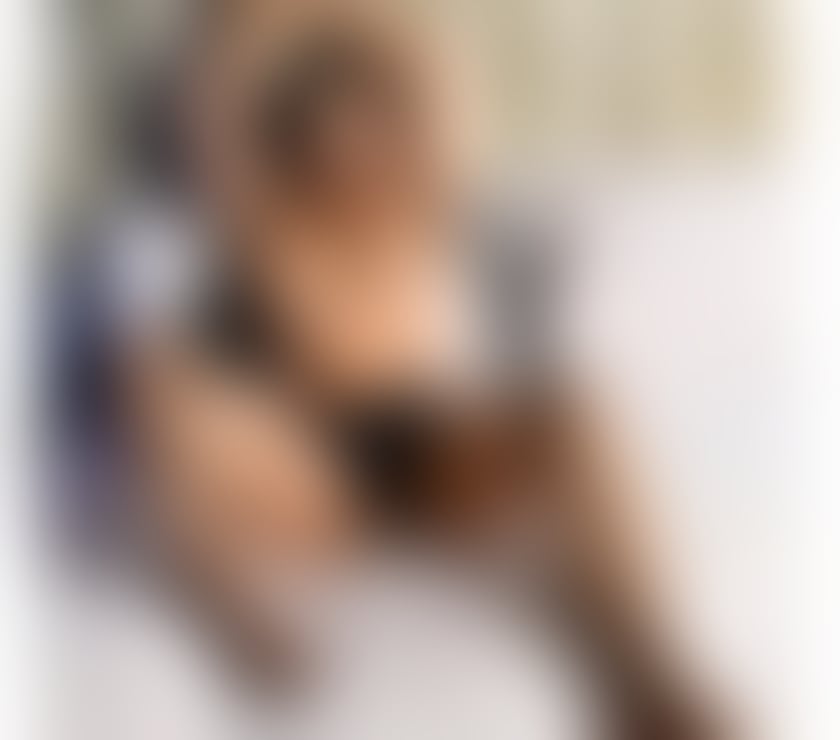 Escorts and Massages Slough Town Centre Slough - Photos for PARTY GIRL🥂❤️INDEPENDENT ❤️ AMBER