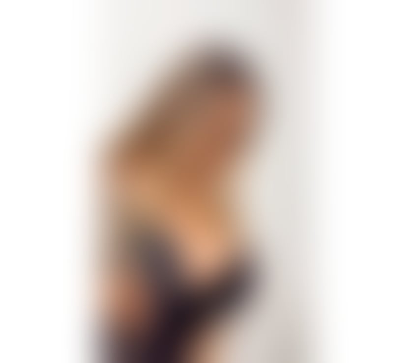 Escorts Glasgow Dalmarnock - Glasgow - Photos for I'm new in town ! Theodora for you, party girl 🥂❤️